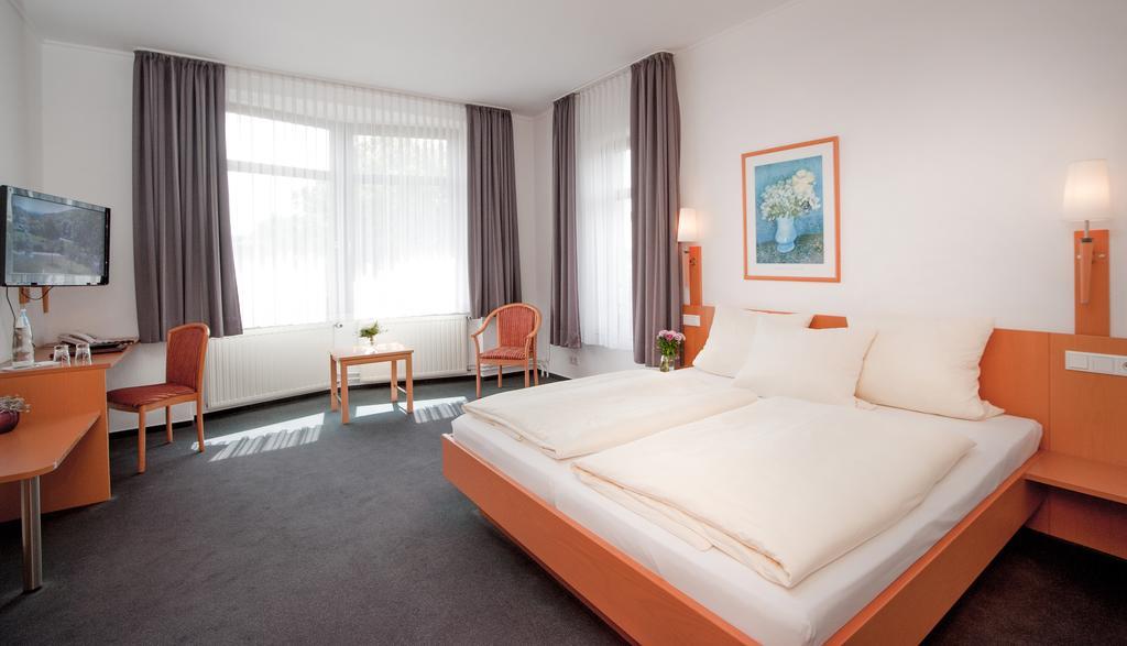 Hotel Hollmann ハレ エクステリア 写真